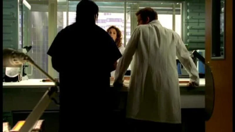 Кадры из сериала CSI: Место преступления Нью-Йорк (2004)